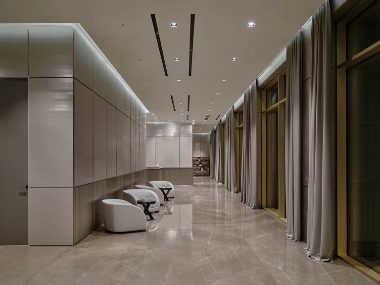 Лобби Armani/Casa